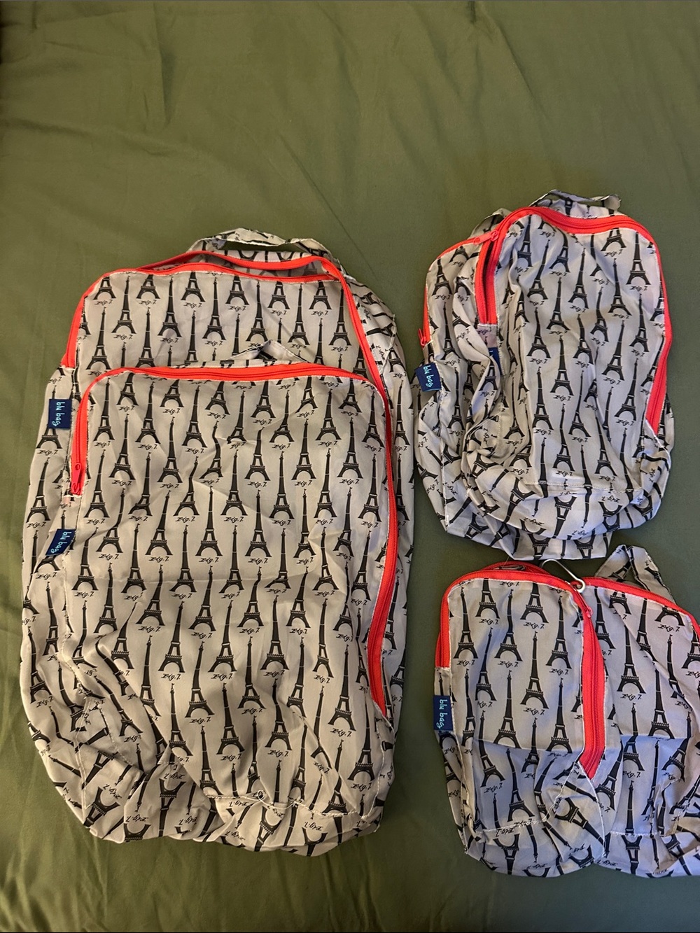 blu bag Eiffel Tower Print Garment Bags with Coral Zippers